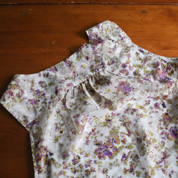 2 Spring Tops GAP & The LOFT XS - Picture 10 of 10